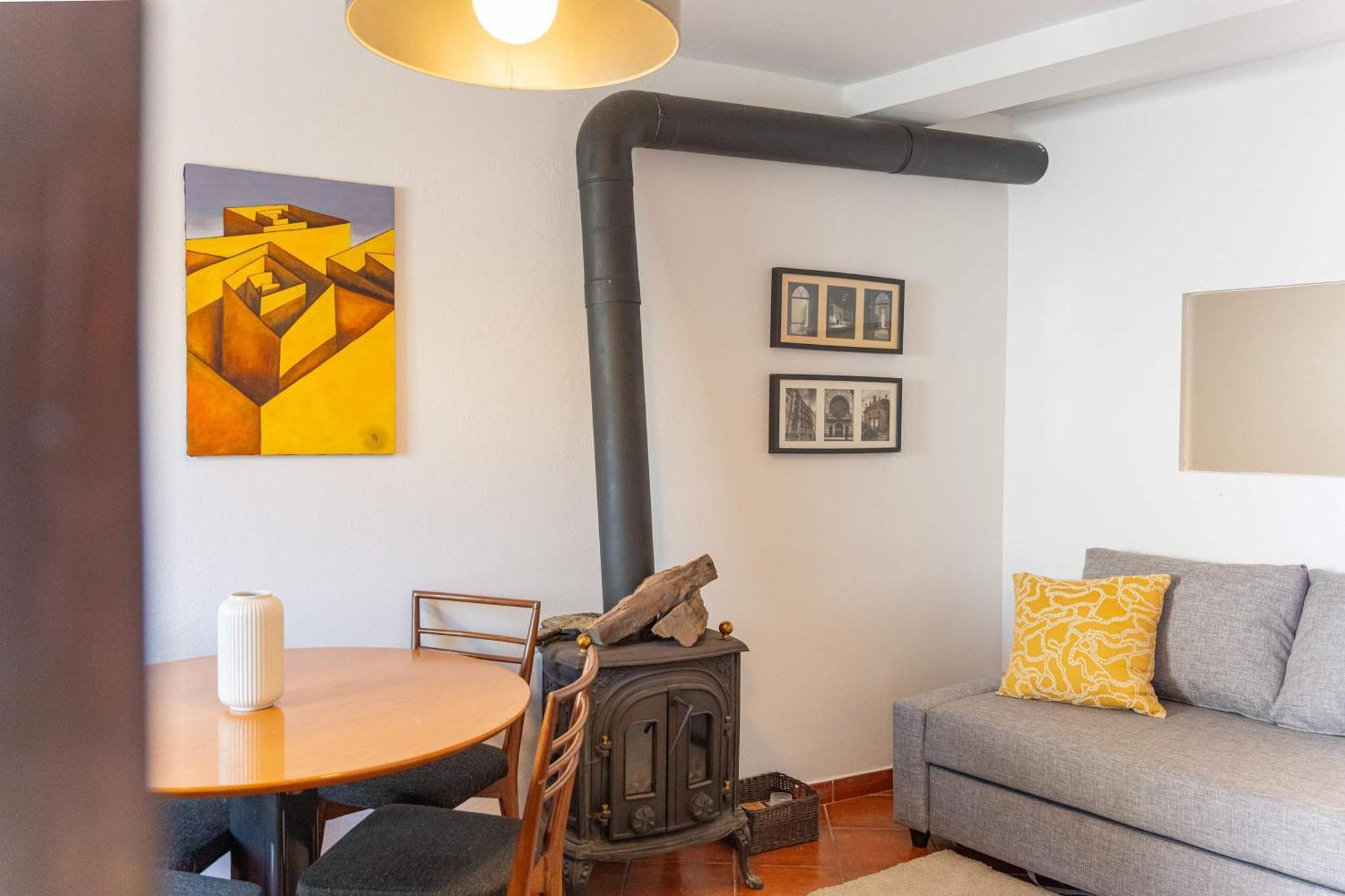 Charming Classic-rustic Retreat In Historic *
